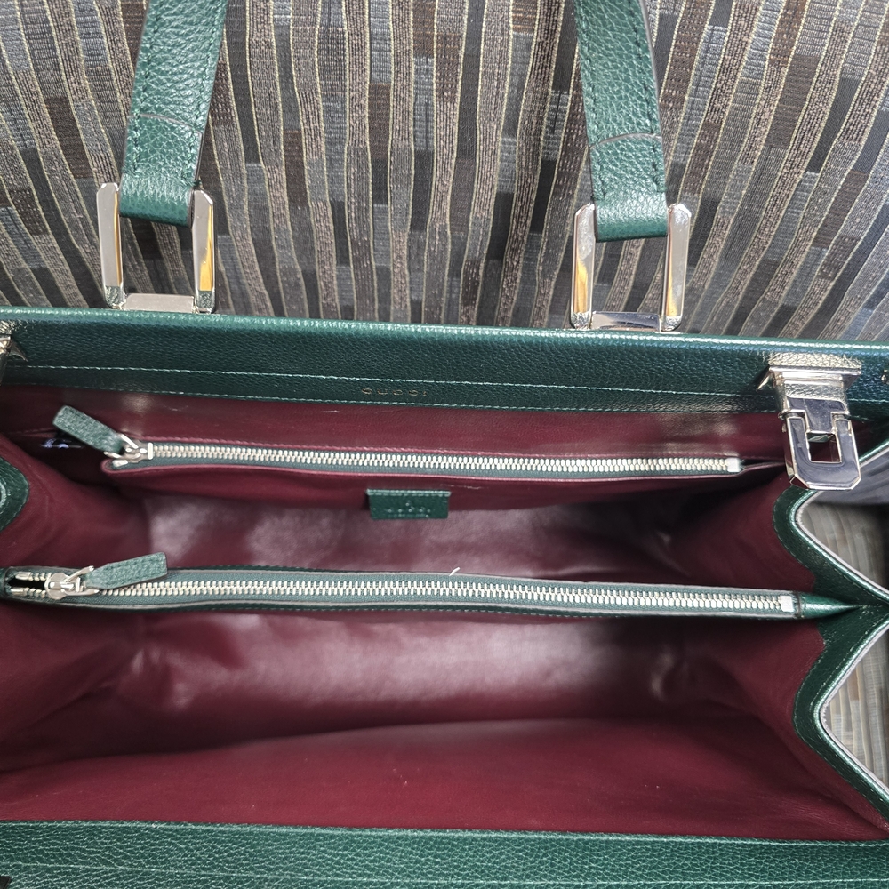 Gucci Green Satchel with Gold Hardware - Picture 4 of 16